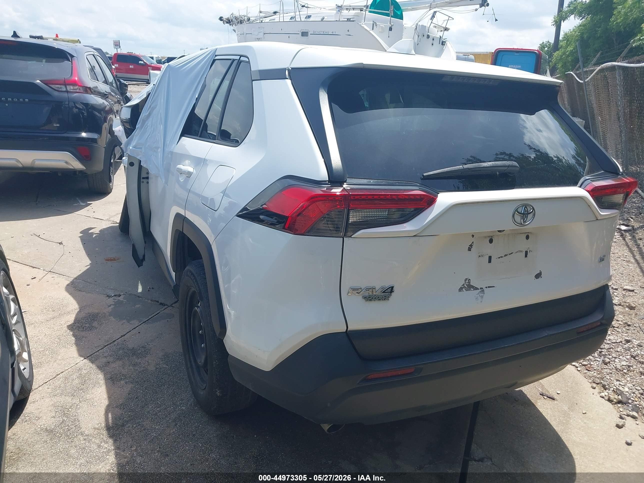 2022 Toyota Rav4 Le White vin: 2T3K1RFV4NC176034