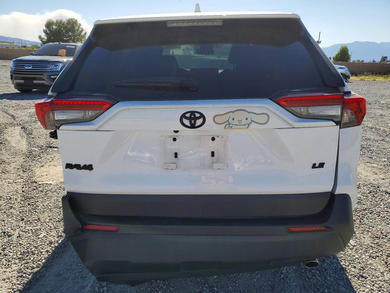 2024 Toyota Rav4 Le Белый vin: 2T3K1RFV6RC267649