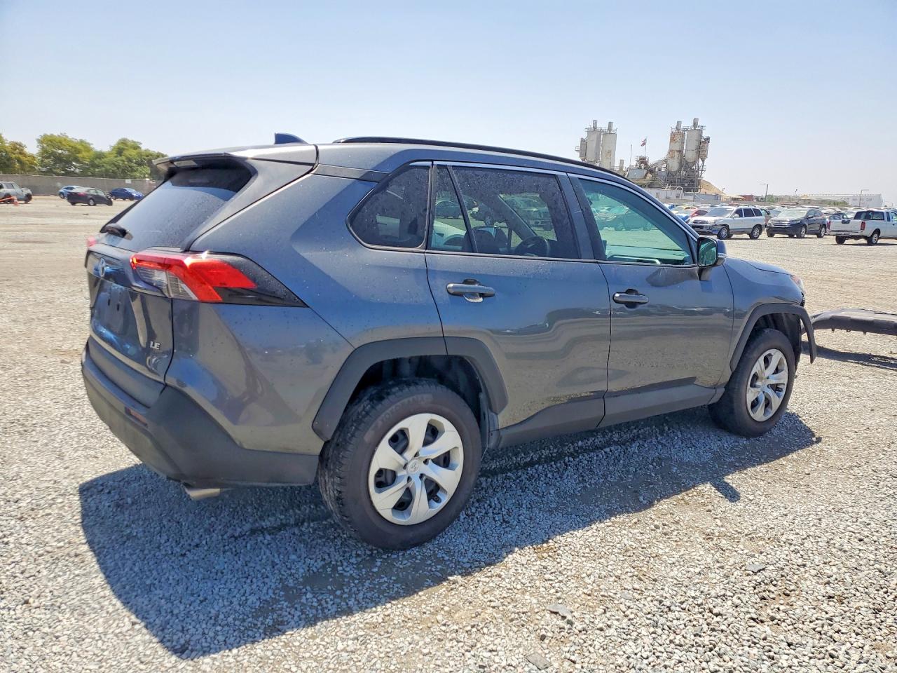 2019 Toyota Rav4 Le Gray vin: 2T3K1RFV7KC021893