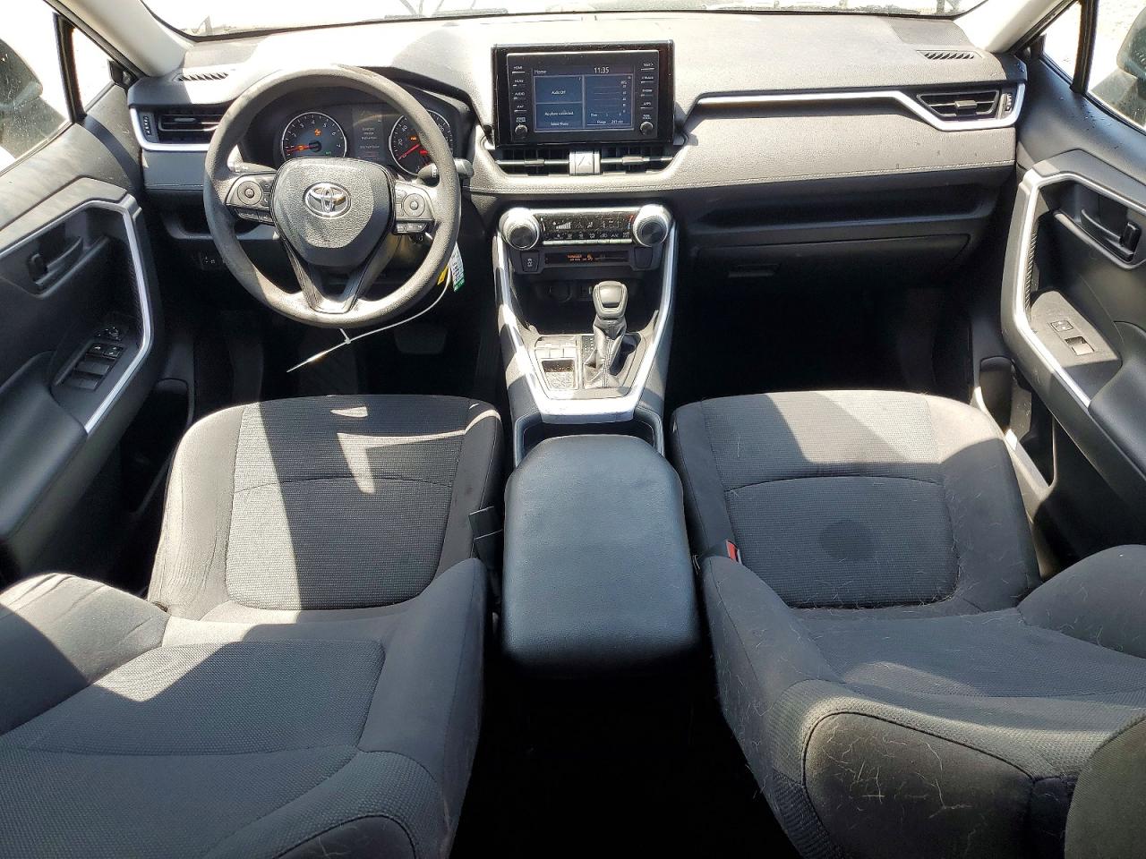 2019 Toyota Rav4 Le Gray vin: 2T3K1RFV7KC021893