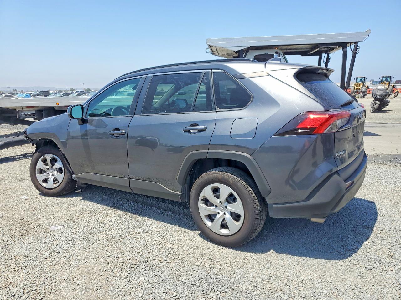 2019 Toyota Rav4 Le Gray vin: 2T3K1RFV7KC021893