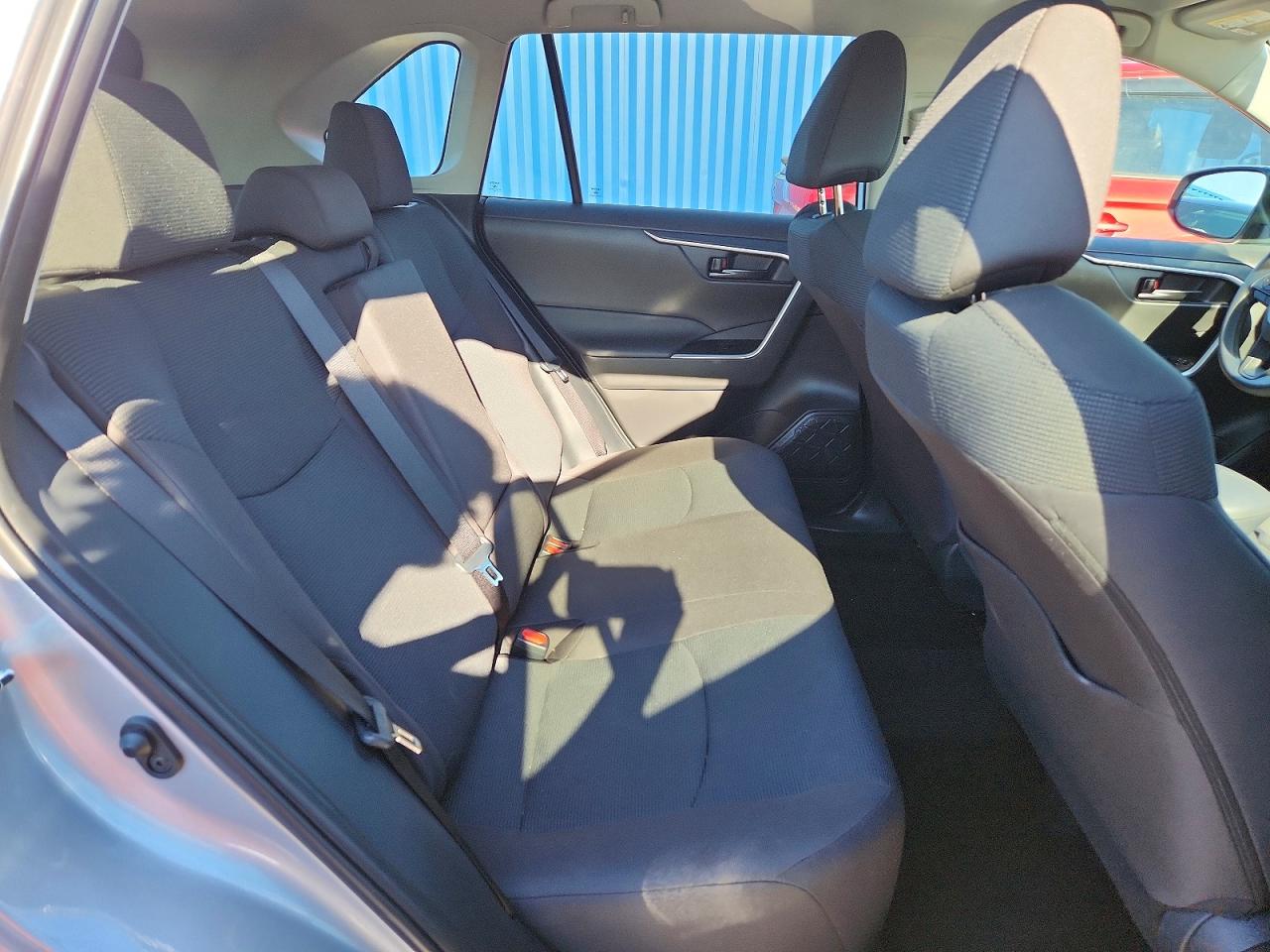 2025 Toyota Rav4 Le Silver vin: 2T3K1RFV9SC341748