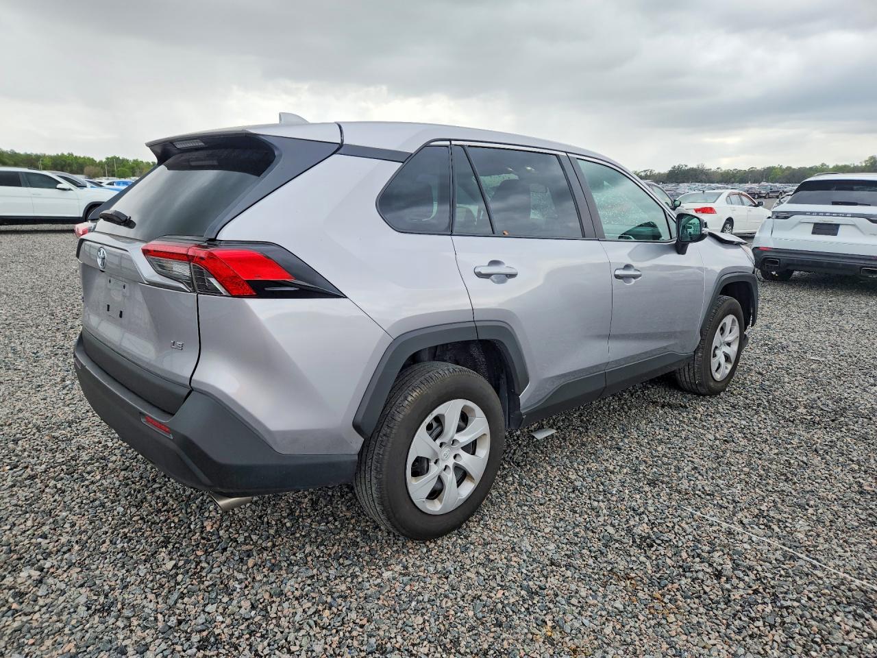 2024 Toyota Rav4 Le Silver vin: 2T3K1RFVXRC291940