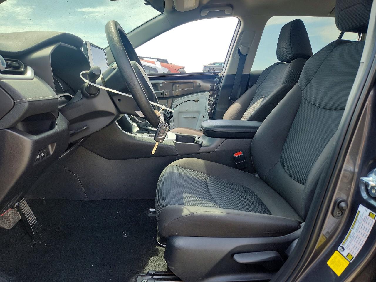 2025 Toyota Rav4 Le Gray vin: 2T3K1RFVXSW423700