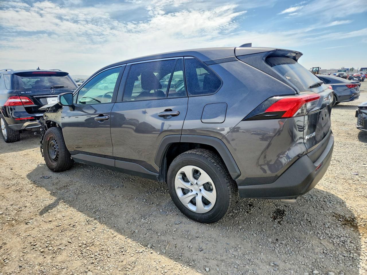 2025 Toyota Rav4 Le Gray vin: 2T3K1RFVXSW423700