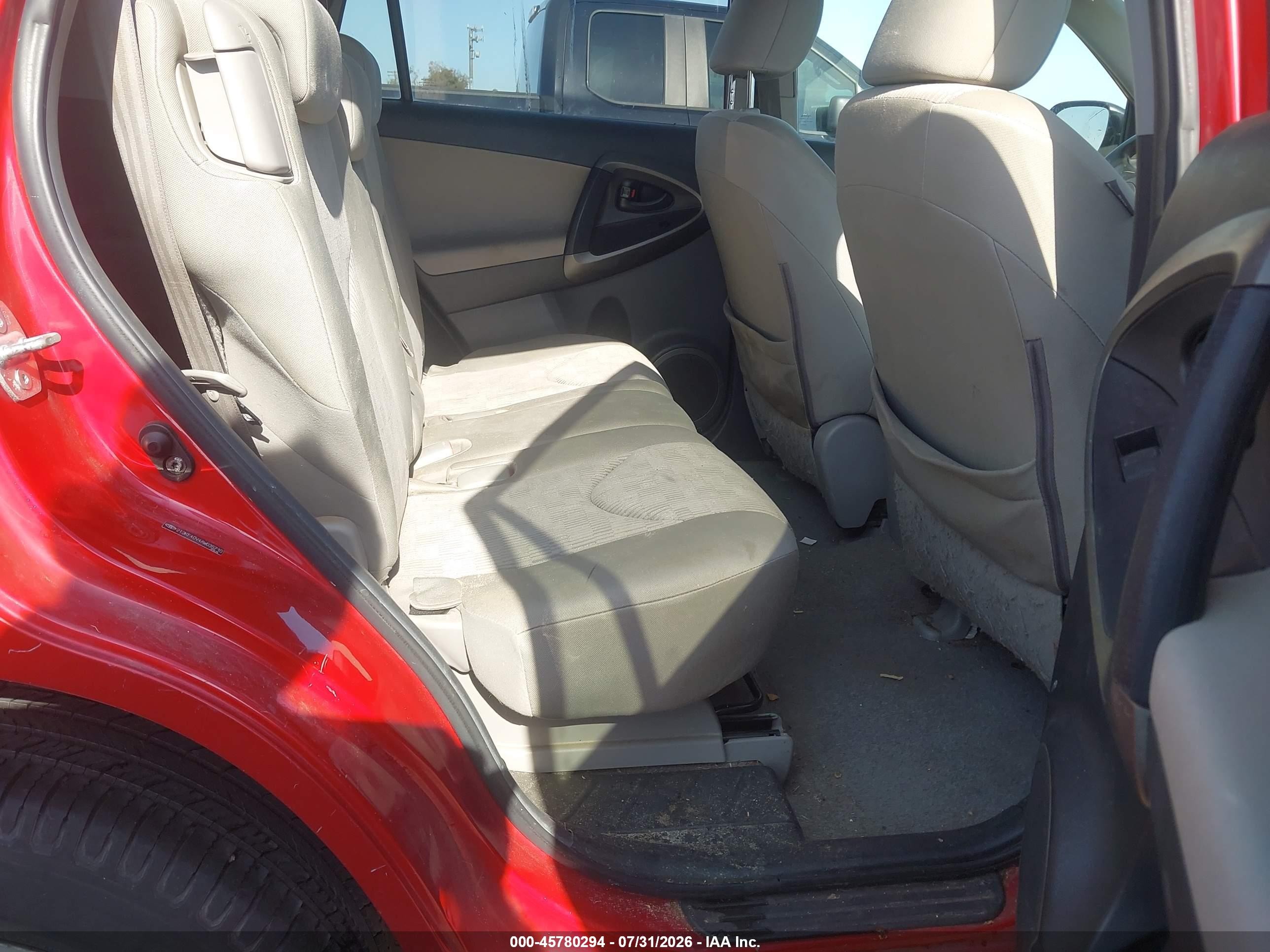2010 Toyota Rav4   Red vin: 2T3KF4DV4AW035710