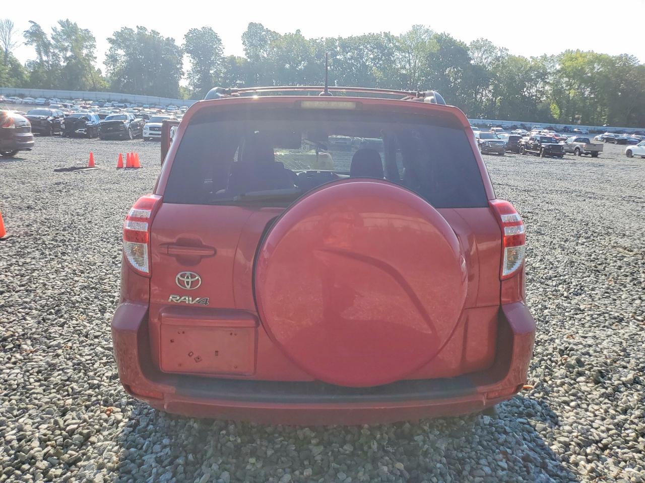 2011 Toyota Rav4 Base Red vin: 2T3KF4DV4BW069146