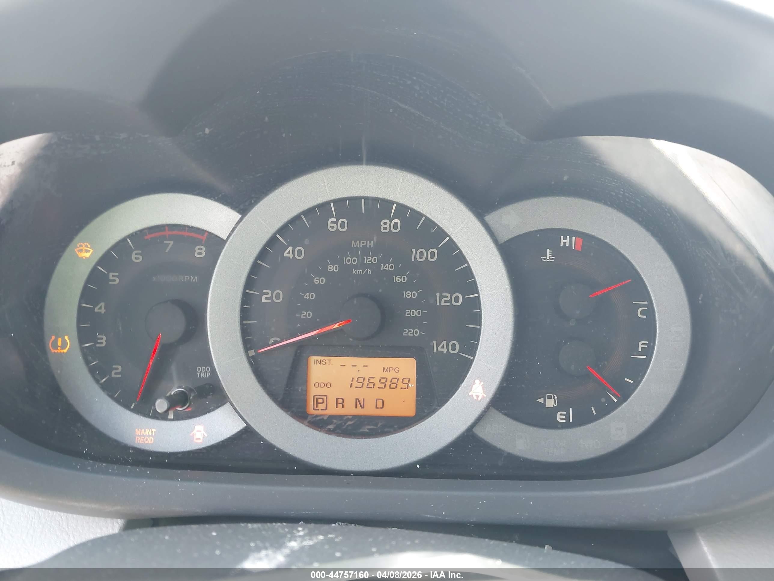 2011 Toyota Rav4   Silver vin: 2T3KF4DV5BW106043
