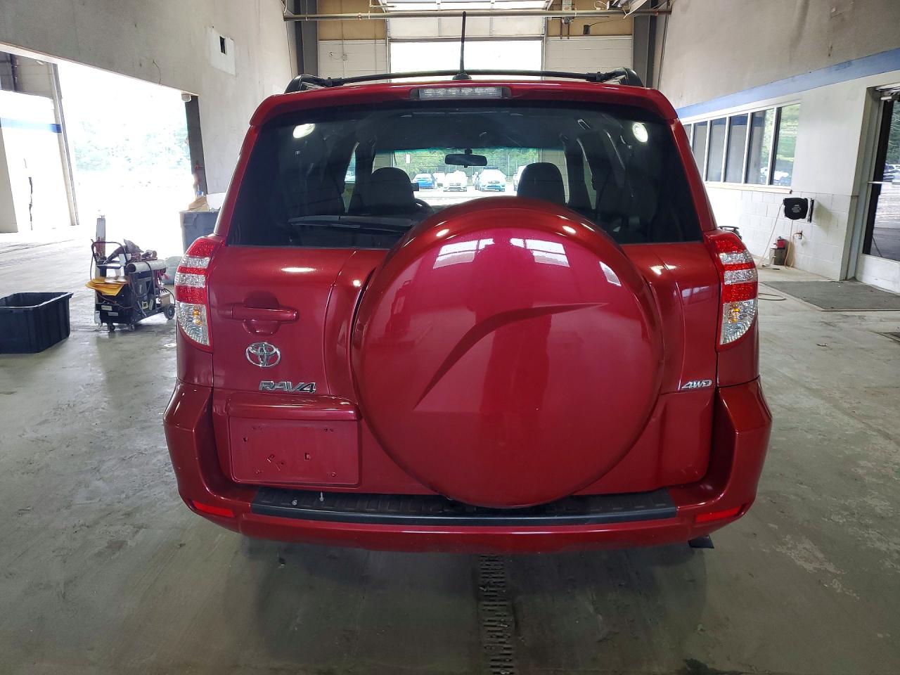 2010 Toyota Rav4 Base Burgundy vin: 2T3KF4DV6AW040875