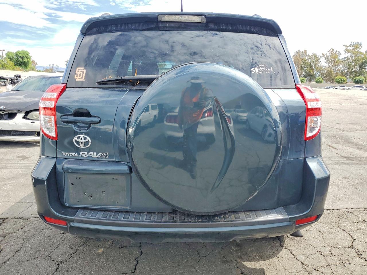 2010 Toyota Rav4 Base Blue vin: 2T3KF4DV7AW038004