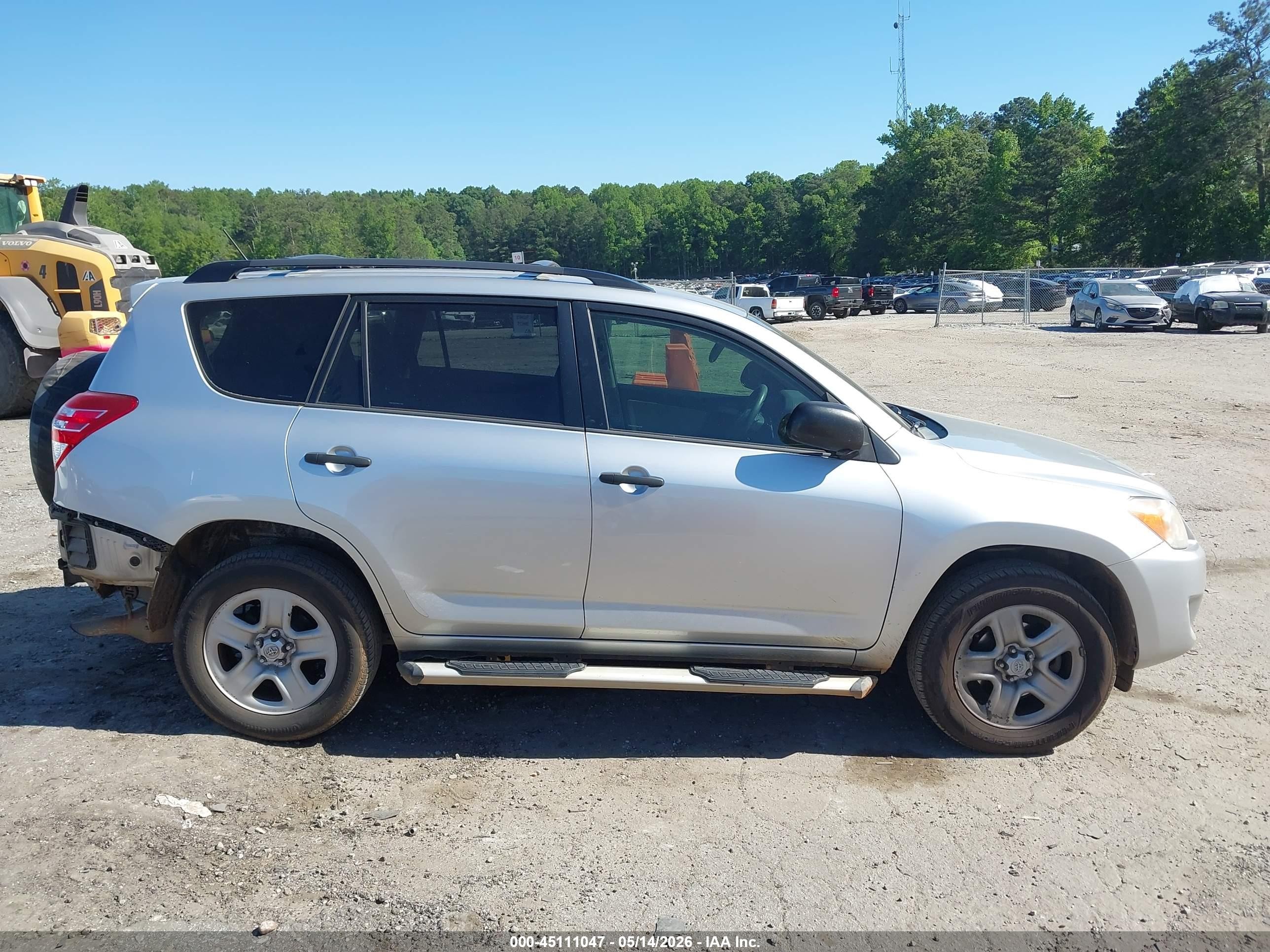 2012 Toyota Rav4   Silver vin: 2T3KF4DV7CW141362