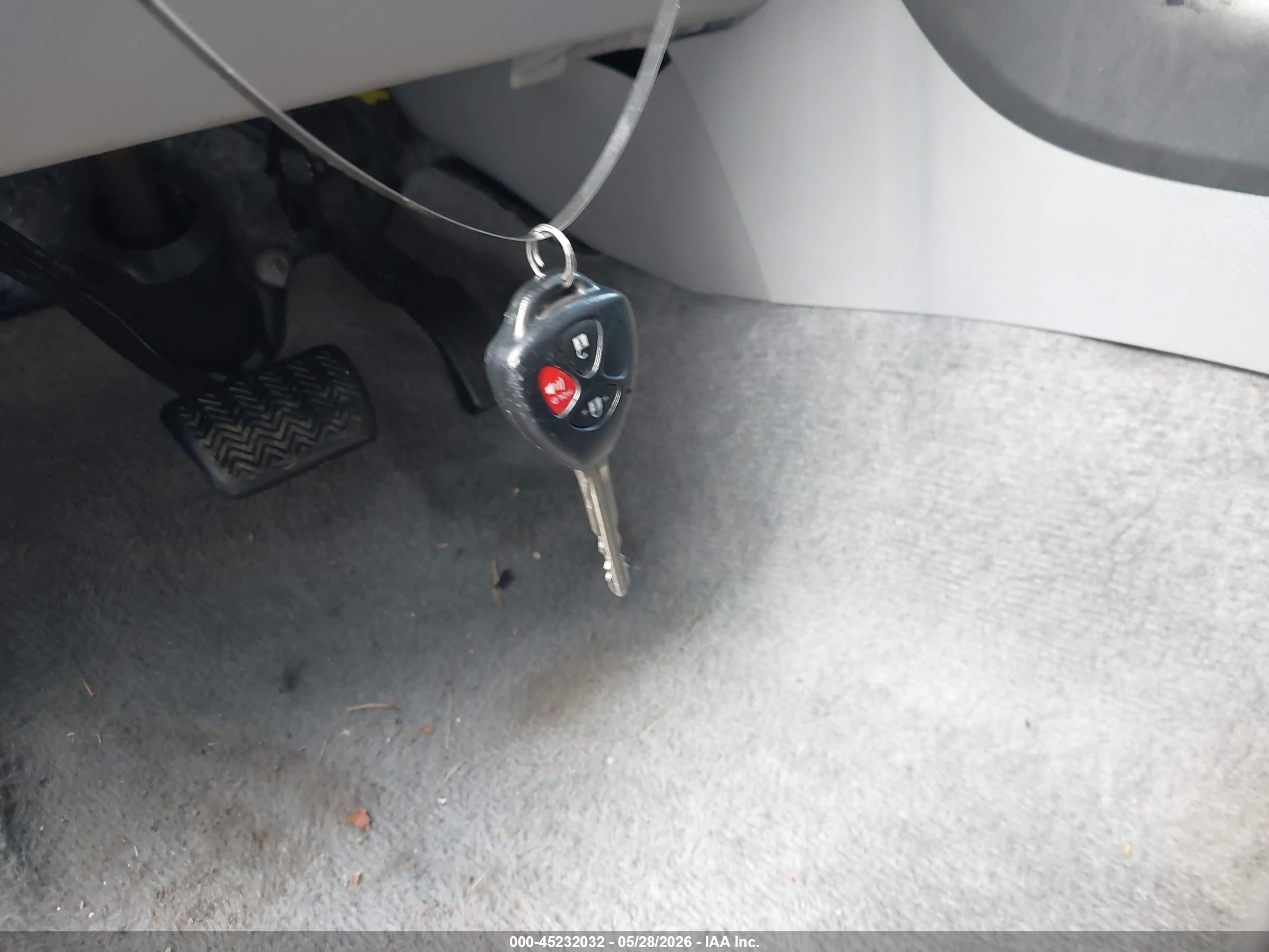 2010 Toyota Rav4   Blue vin: 2T3KF4DV8AW026167