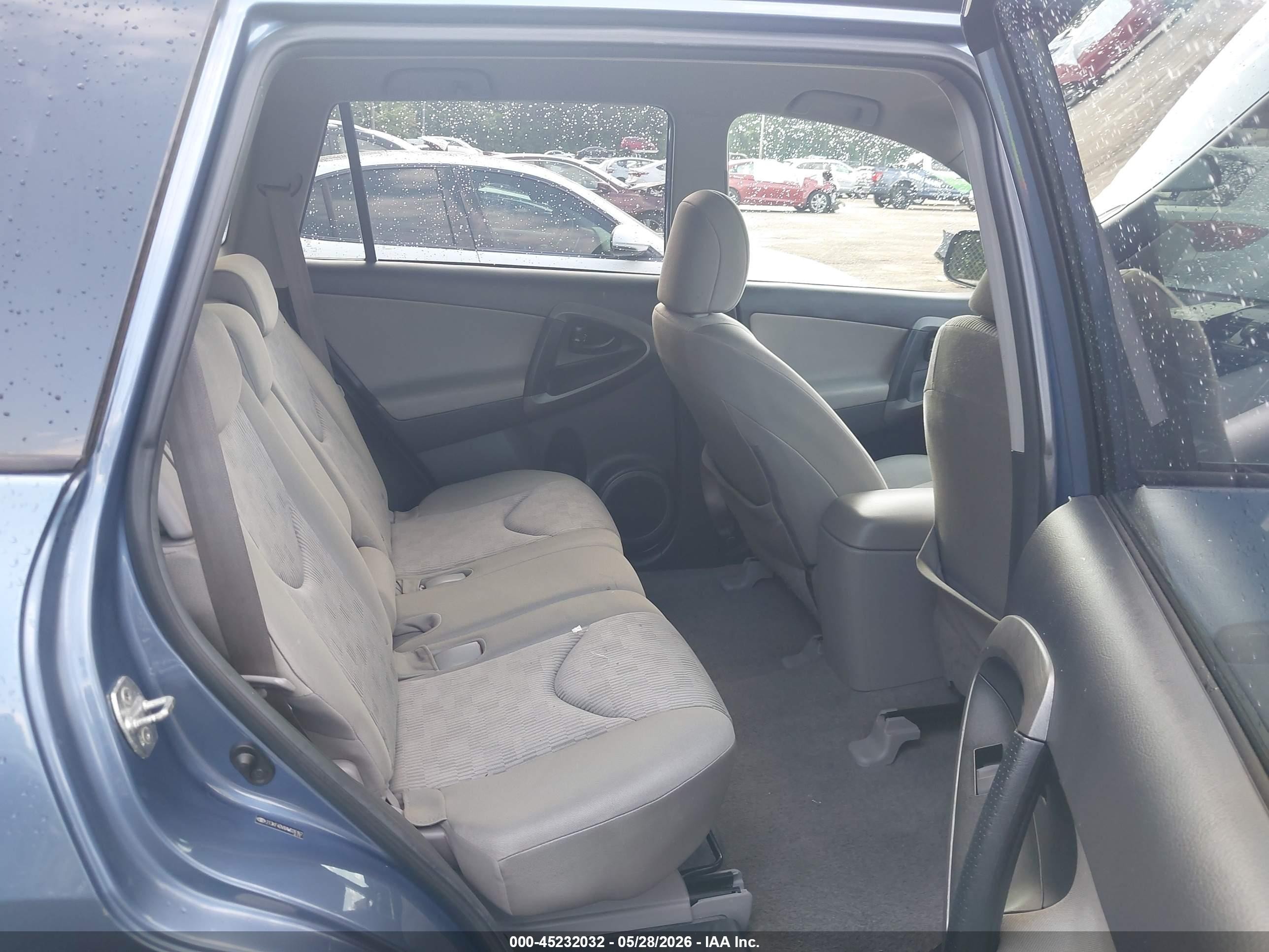 2010 Toyota Rav4   Blue vin: 2T3KF4DV8AW026167