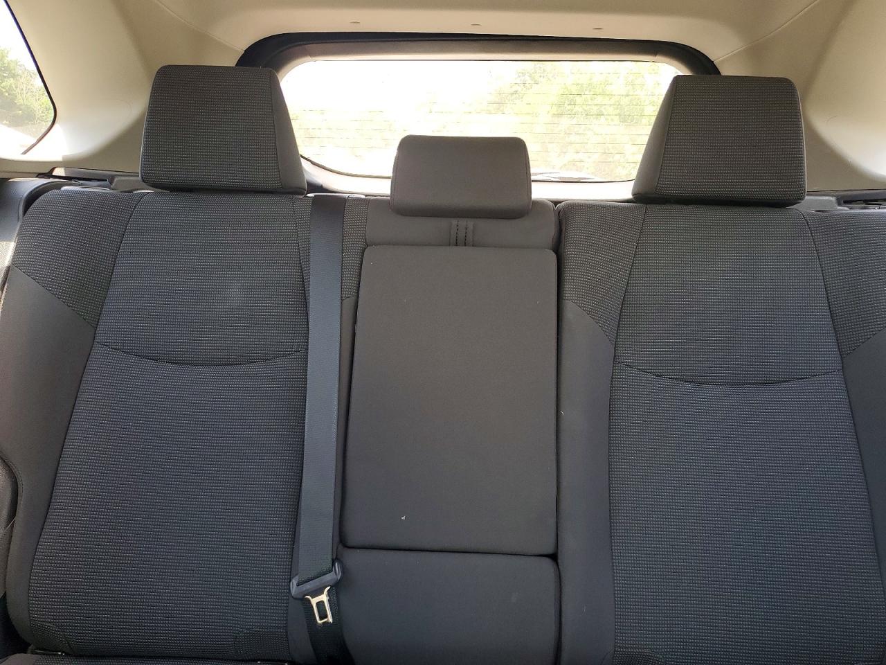 2019 Toyota Rav4 Le Gray vin: 2T3LWRFV6KW036020