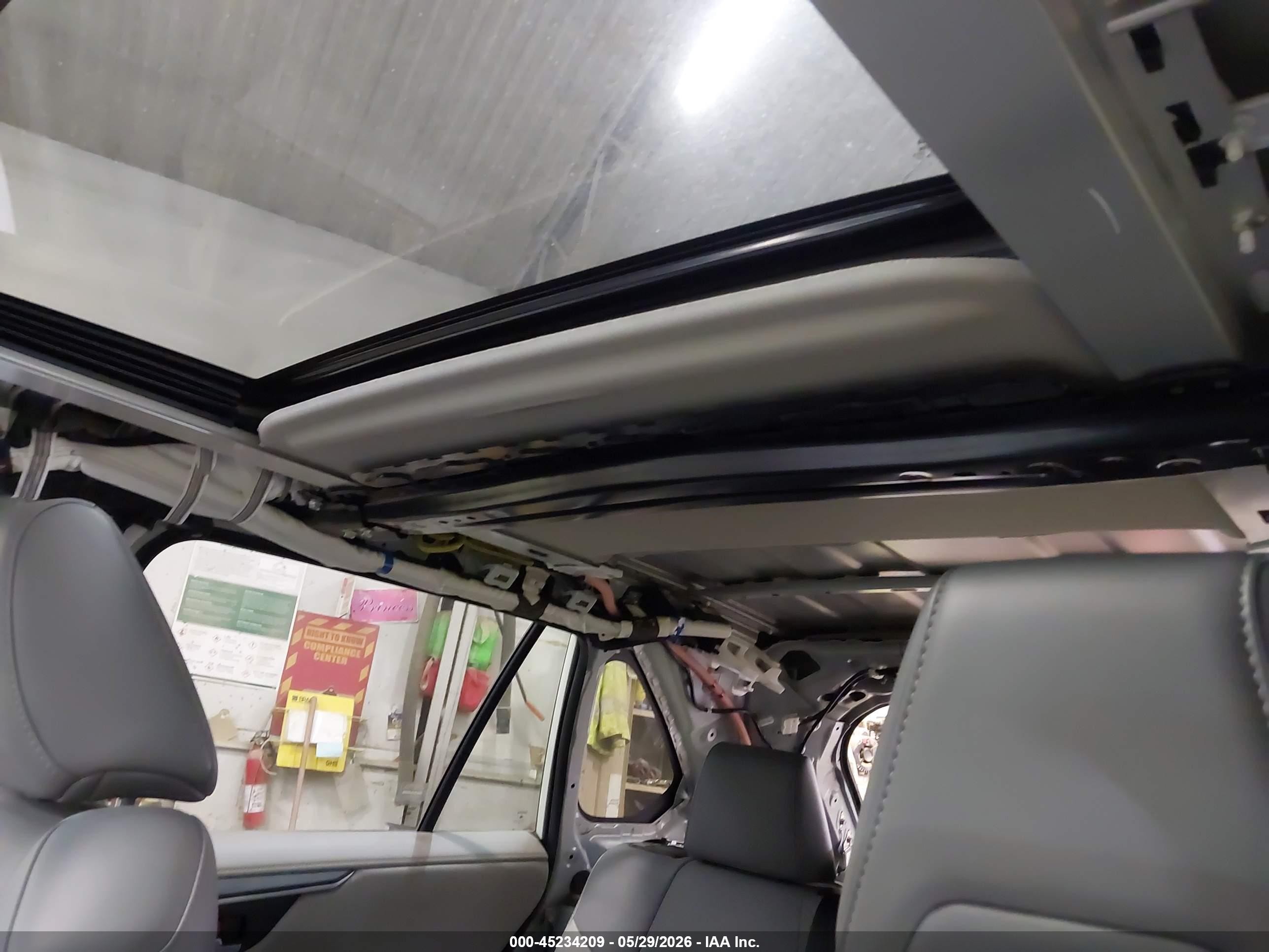 2019 Toyota Rav4 Limited White vin: 2T3N1RFV1KC037293