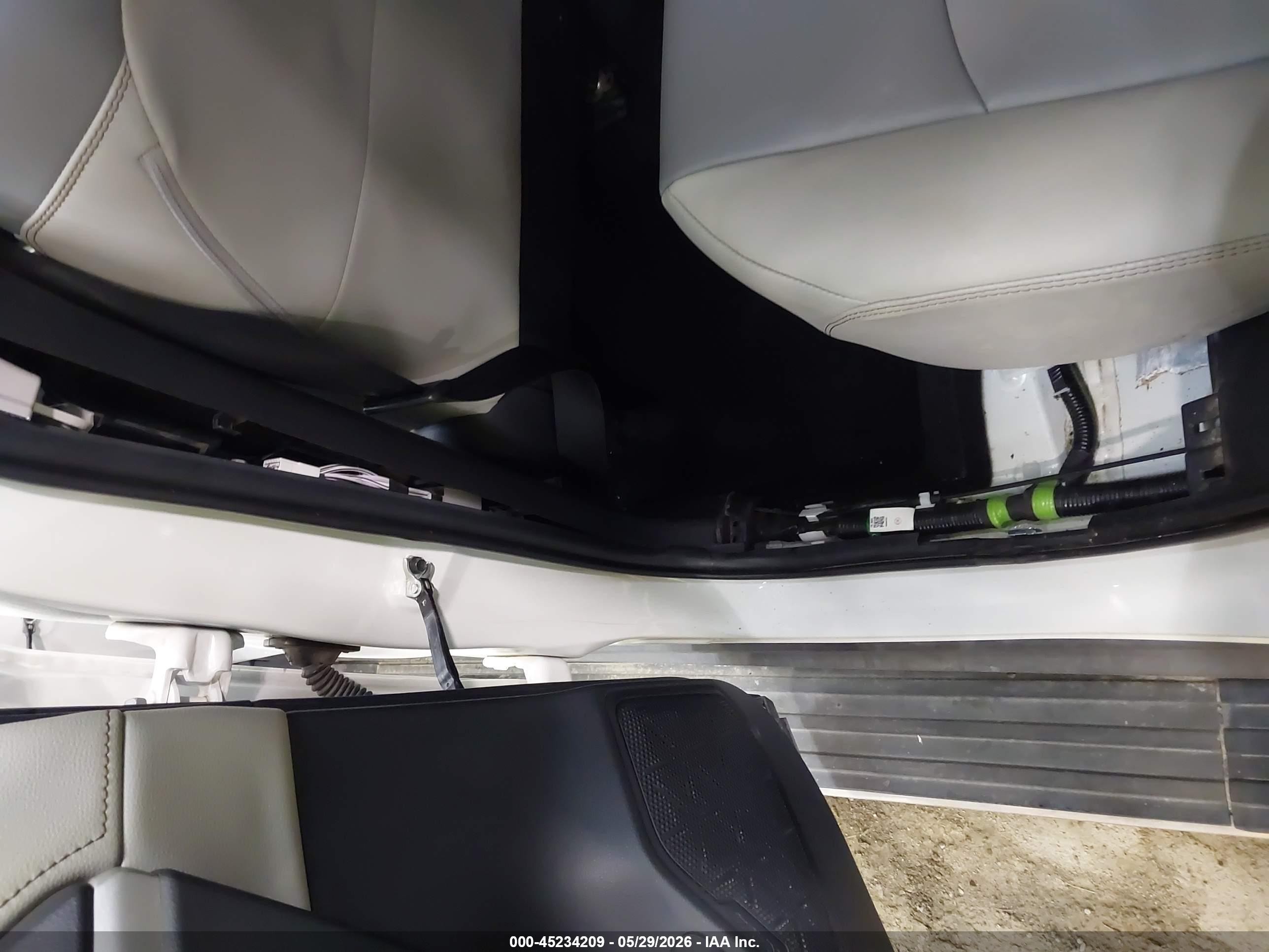 2019 Toyota Rav4 Limited White vin: 2T3N1RFV1KC037293