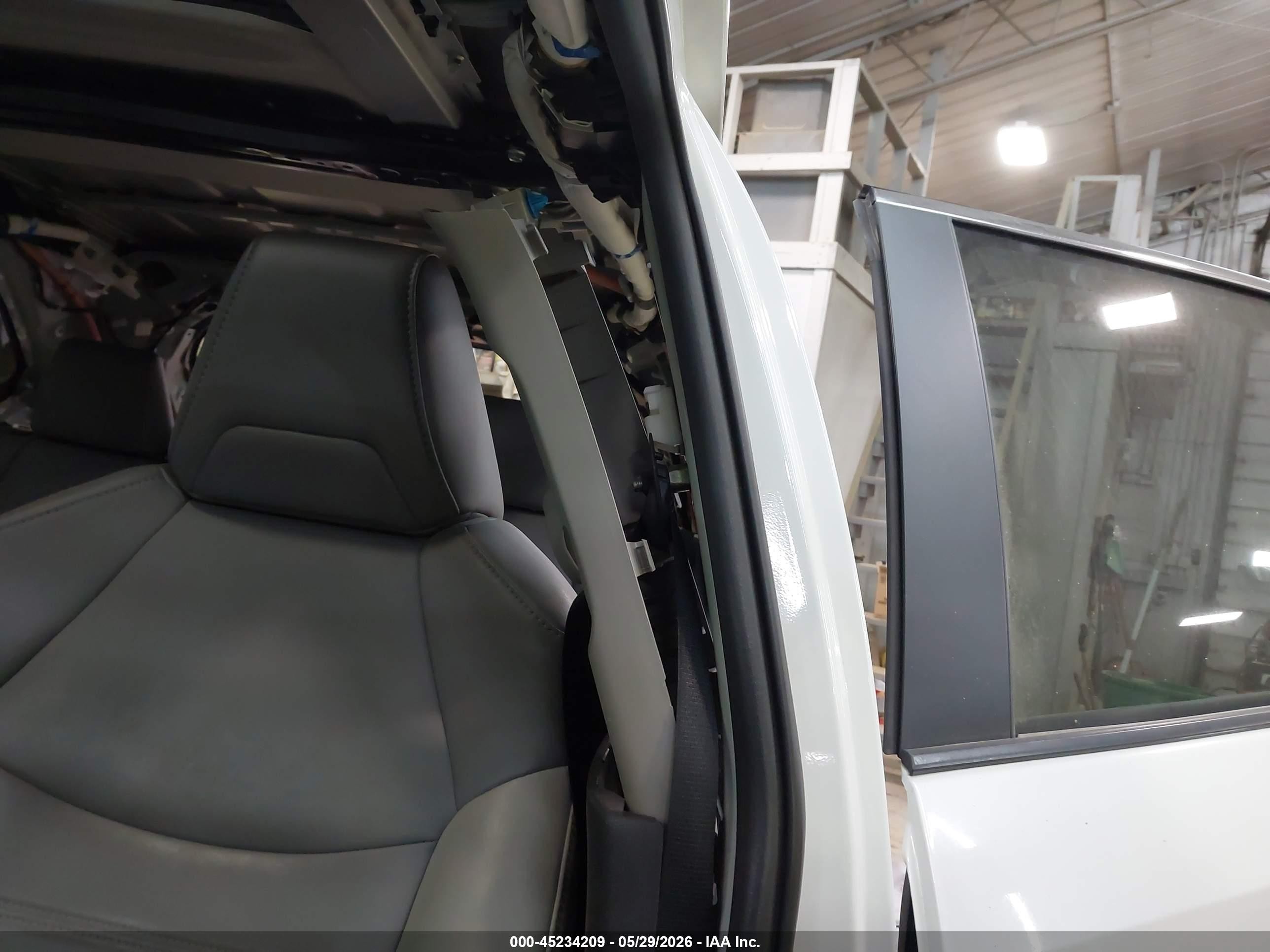 2019 Toyota Rav4 Limited White vin: 2T3N1RFV1KC037293