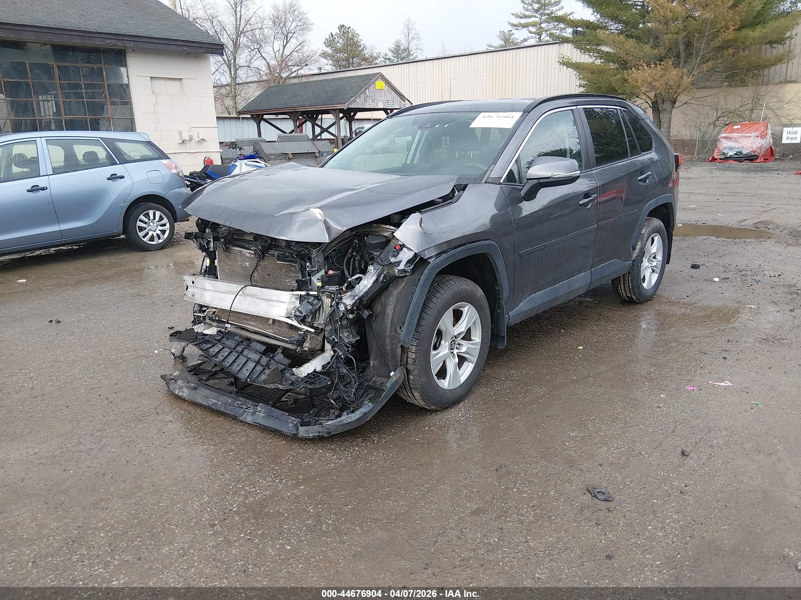 2021 Toyota Rav4 Xle Gray vin: 2T3P1RFV0MC227582