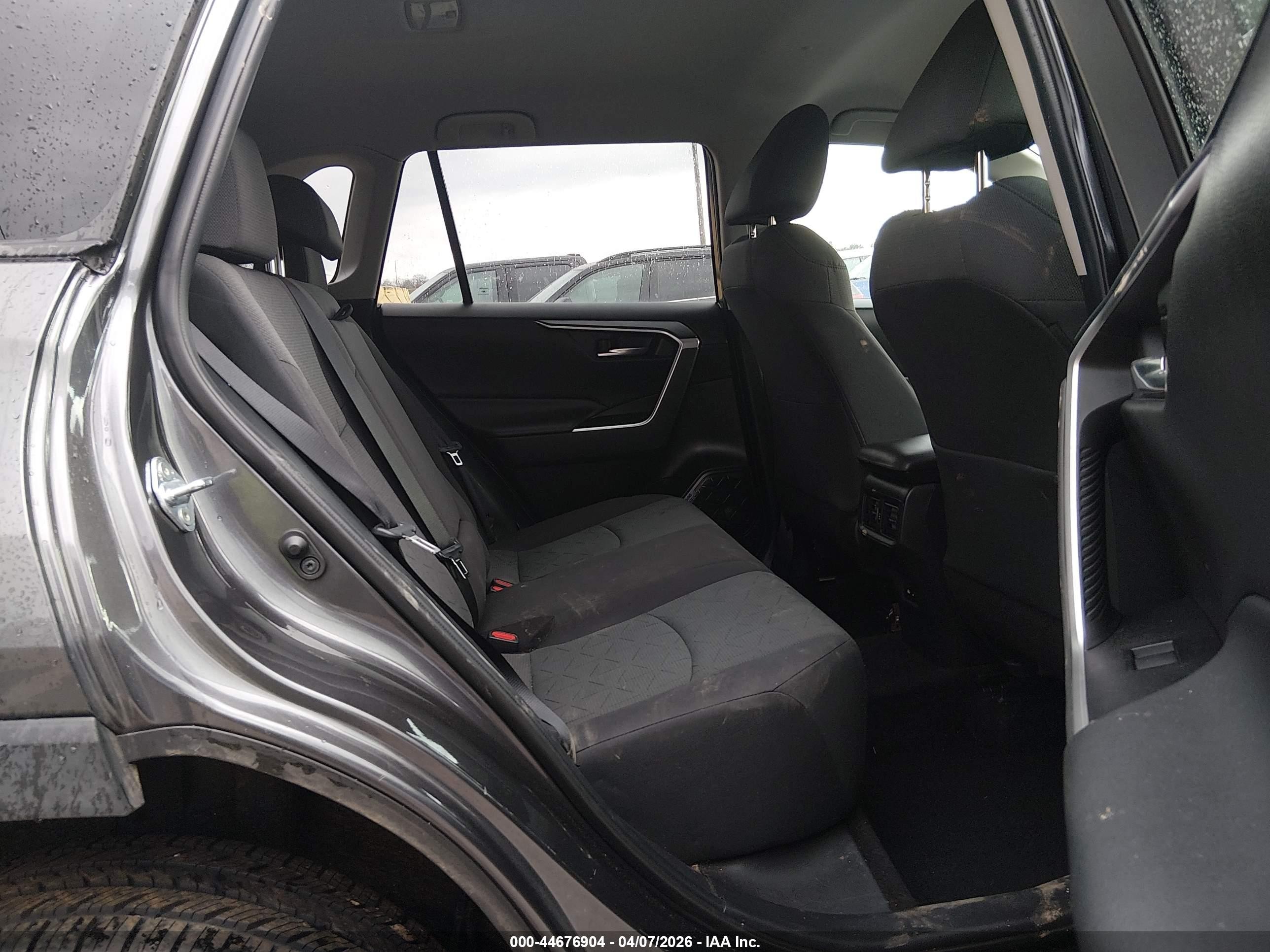 2021 Toyota Rav4 Xle Gray vin: 2T3P1RFV0MC227582