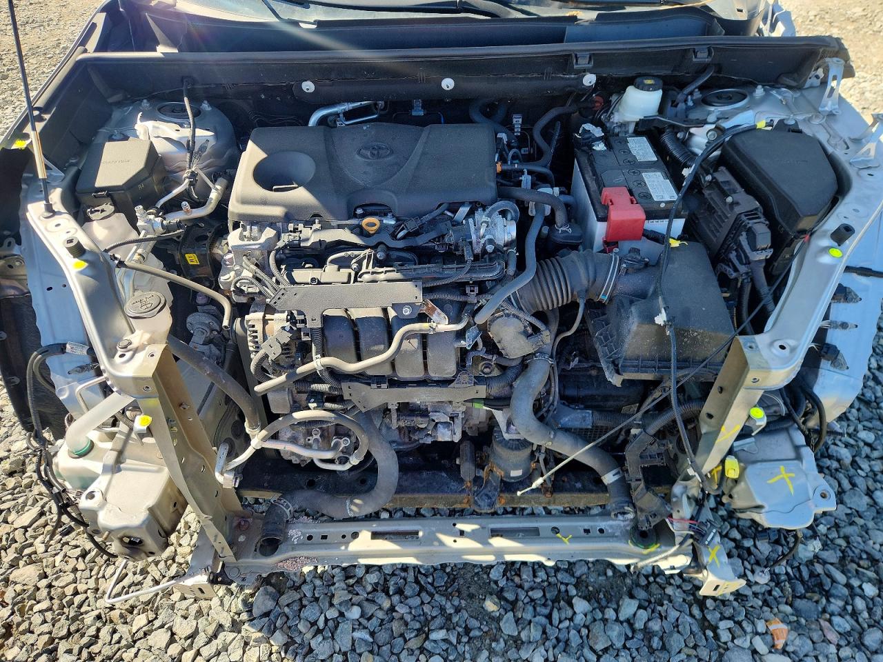2022 Toyota Rav4 Xle Silver vin: 2T3P1RFV0NW288205