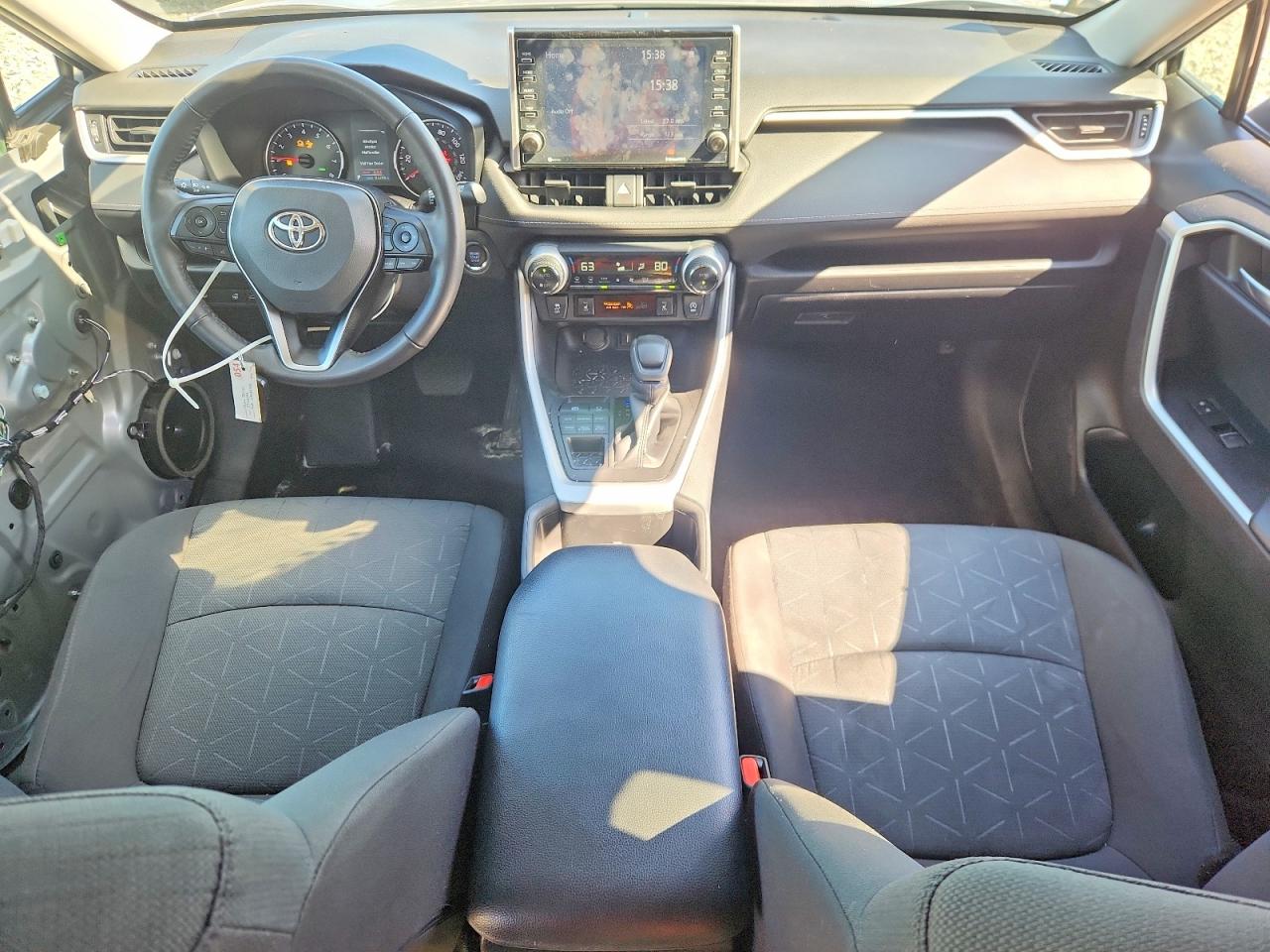 2022 Toyota Rav4 Xle Silver vin: 2T3P1RFV0NW288205