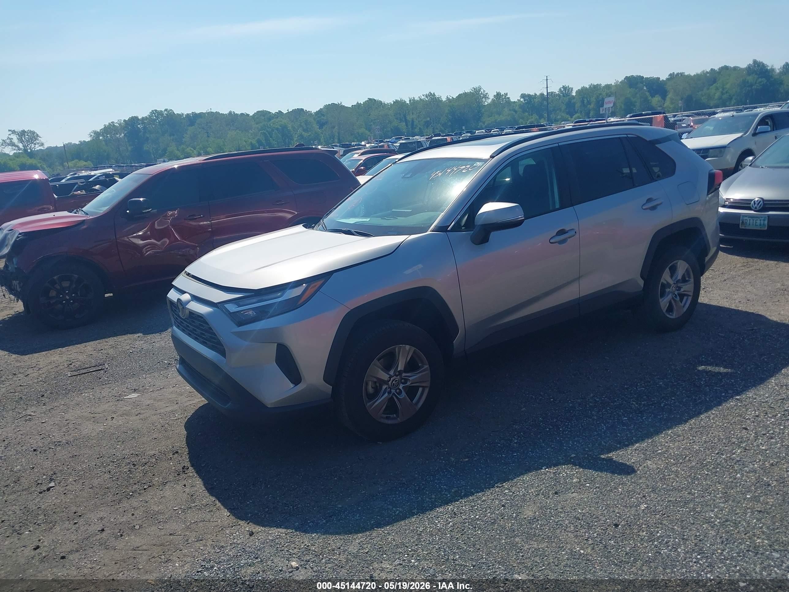2023 Toyota Rav4 Xle Silver vin: 2T3P1RFV0PC365742