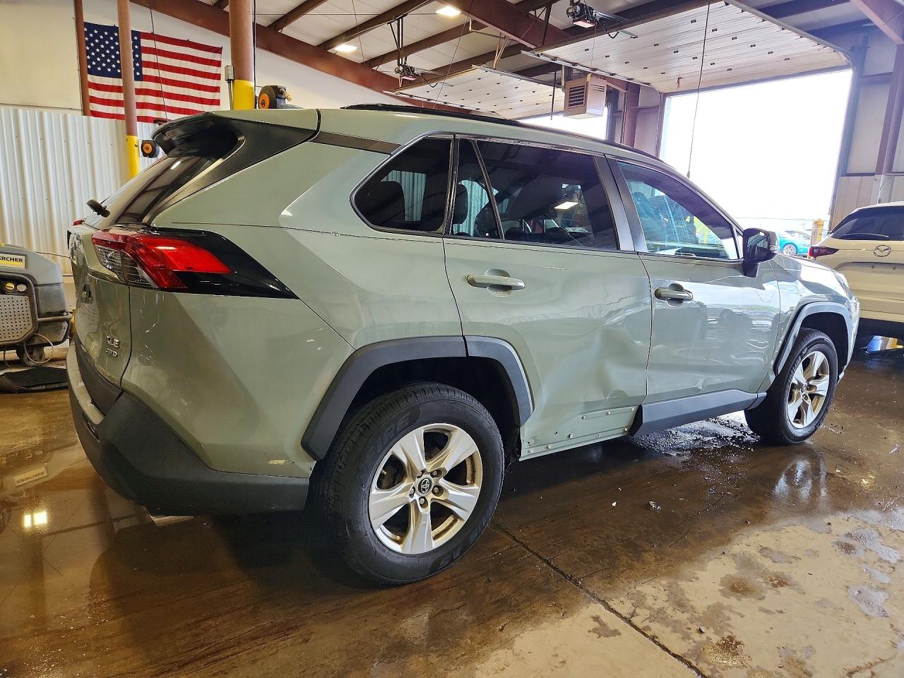 2019 Toyota Rav4 Xle Gray vin: 2T3P1RFV1KC017702