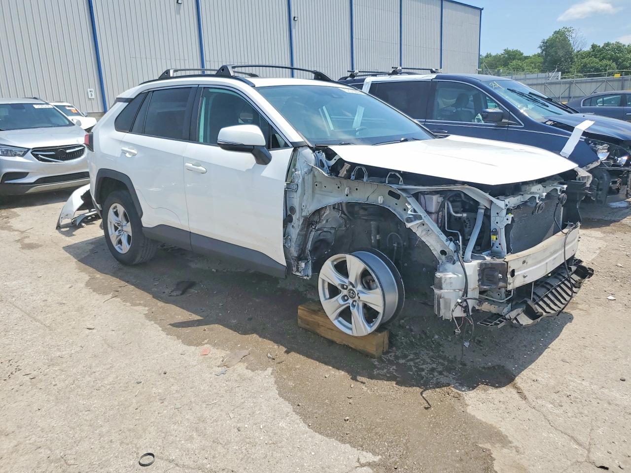 2019 Toyota Rav4 Xle White vin: 2T3P1RFV1KC019157