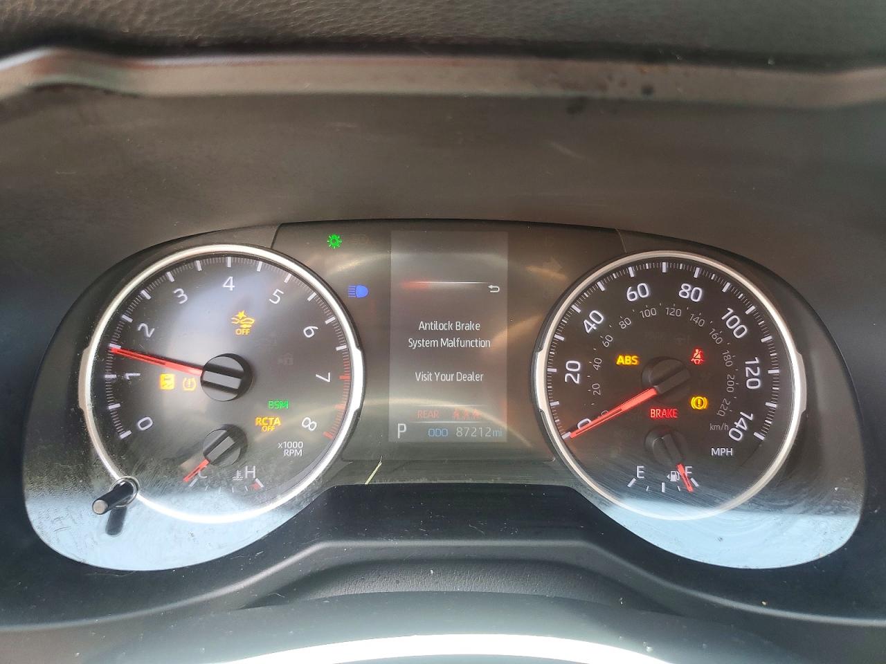 2019 Toyota Rav4 Xle White vin: 2T3P1RFV1KC019157