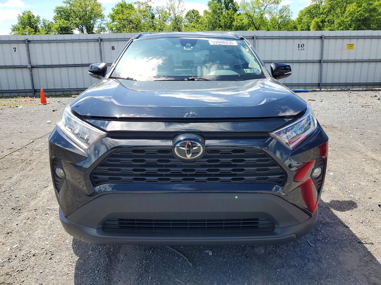 2020 Toyota Rav4 Xle Черный vin: 2T3P1RFV1LC130423