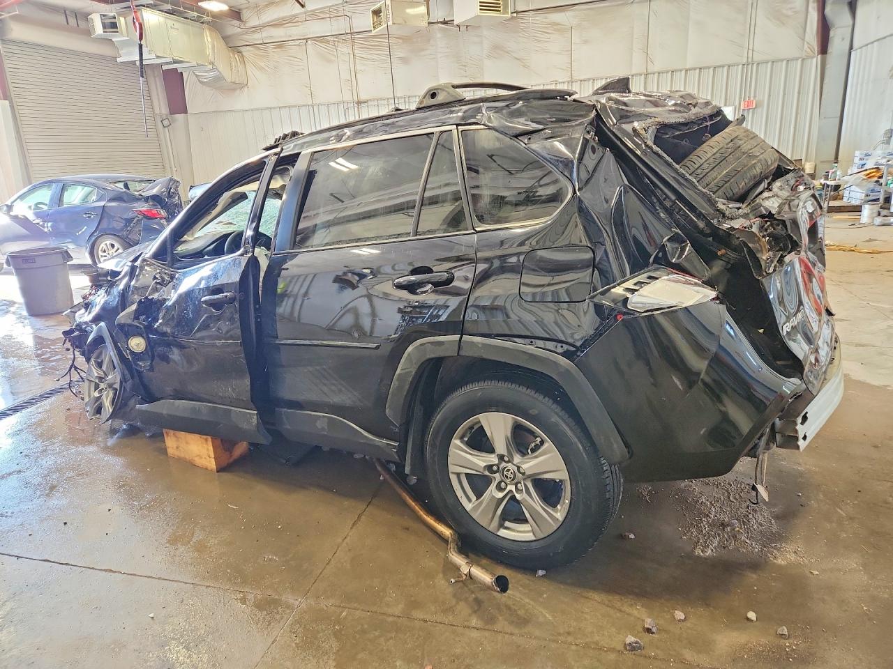 2024 Toyota Rav4 Xle Black vin: 2T3P1RFV1RC414451