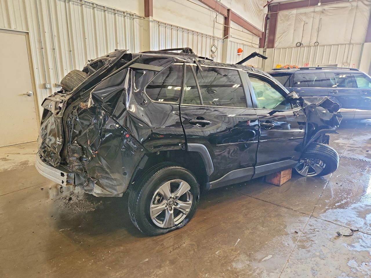 2024 Toyota Rav4 Xle Black vin: 2T3P1RFV1RC414451