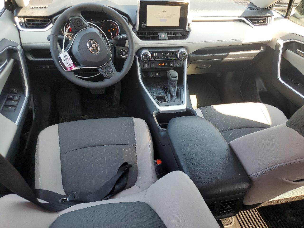 2025 Toyota Rav4 Xle Black vin: 2T3P1RFV1SC528102