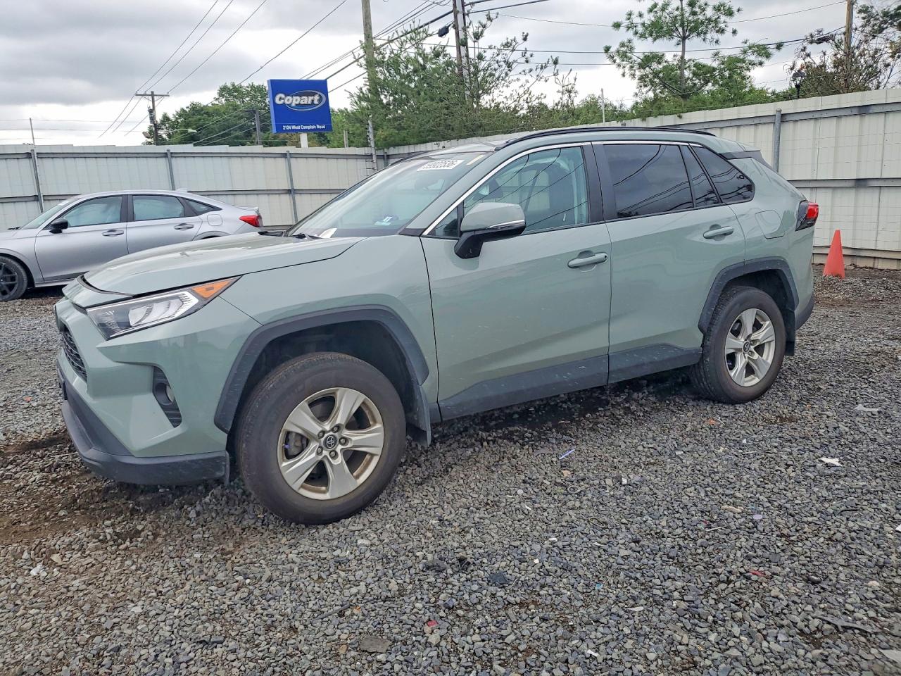 2019 Toyota Rav4 Xle Зеленый vin: 2T3P1RFV2KC029213