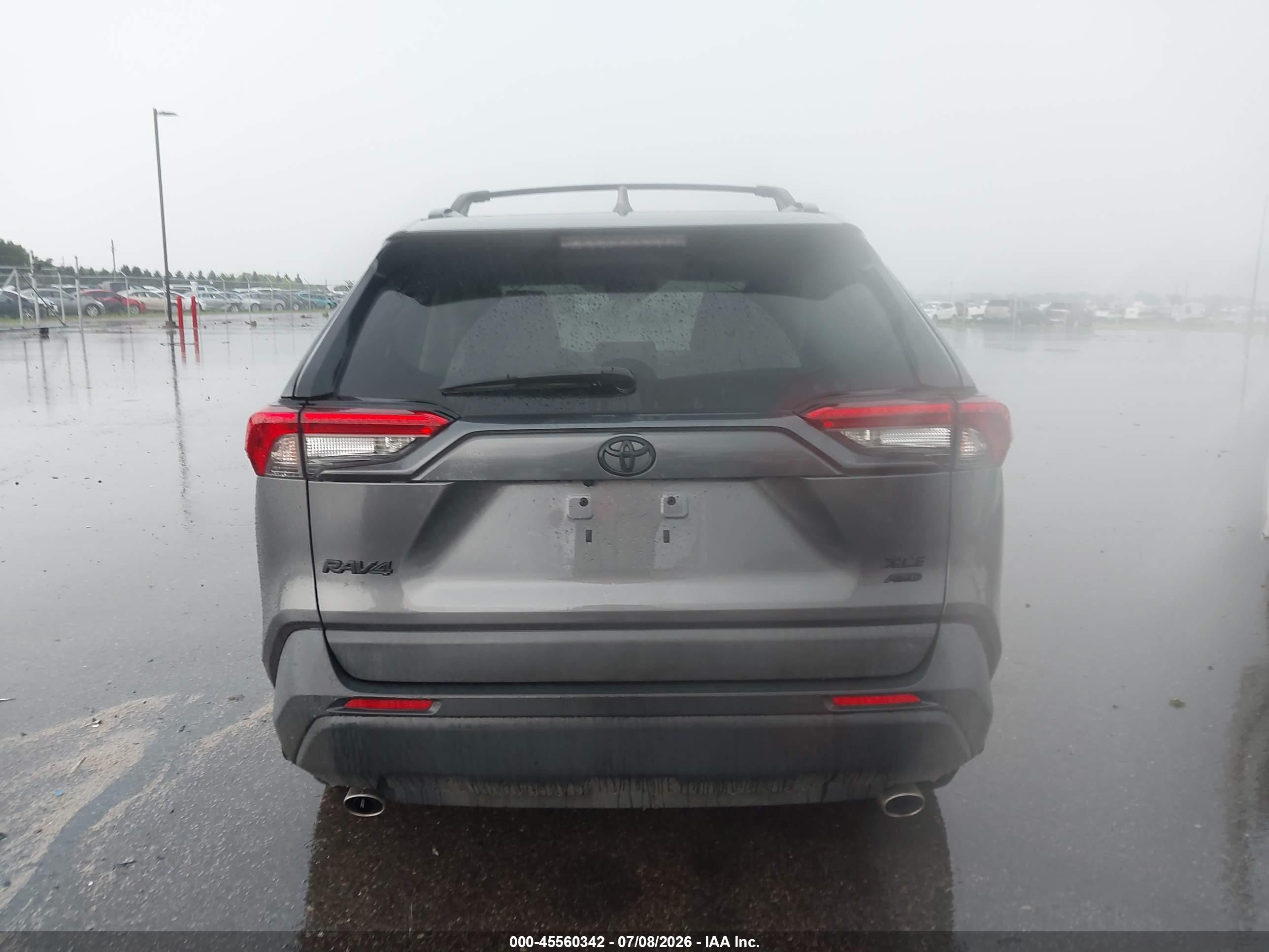 2021 Toyota Rav4 Xle Gray vin: 2T3P1RFV2MC167627