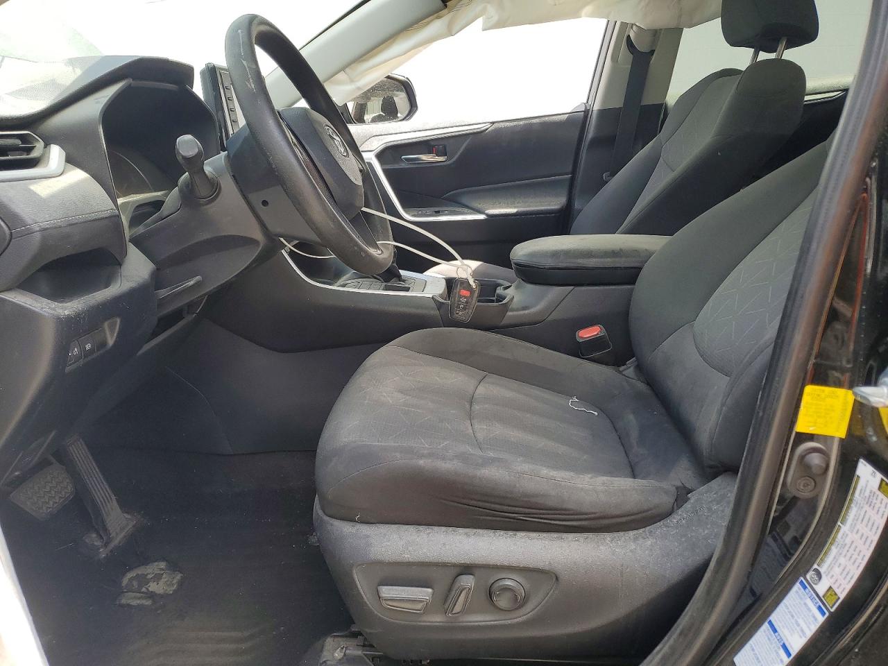 2021 Toyota Rav4 Xle Черный vin: 2T3P1RFV2MW157002