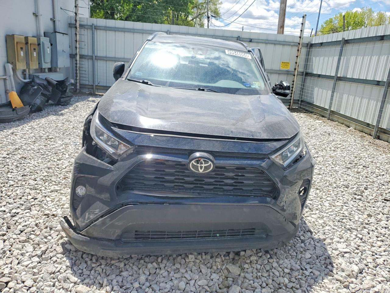 2021 Toyota Rav4 Xle Черный vin: 2T3P1RFV2MW157002