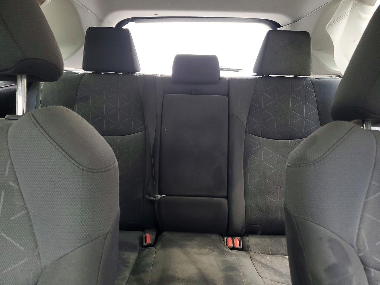 2021 Toyota Rav4 Xle Черный vin: 2T3P1RFV2MW157002