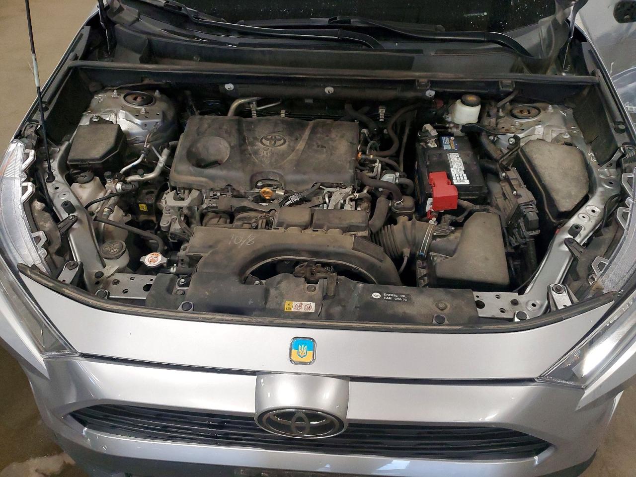 2021 Toyota Rav4 Silver vin: 2T3P1RFV3MW151242