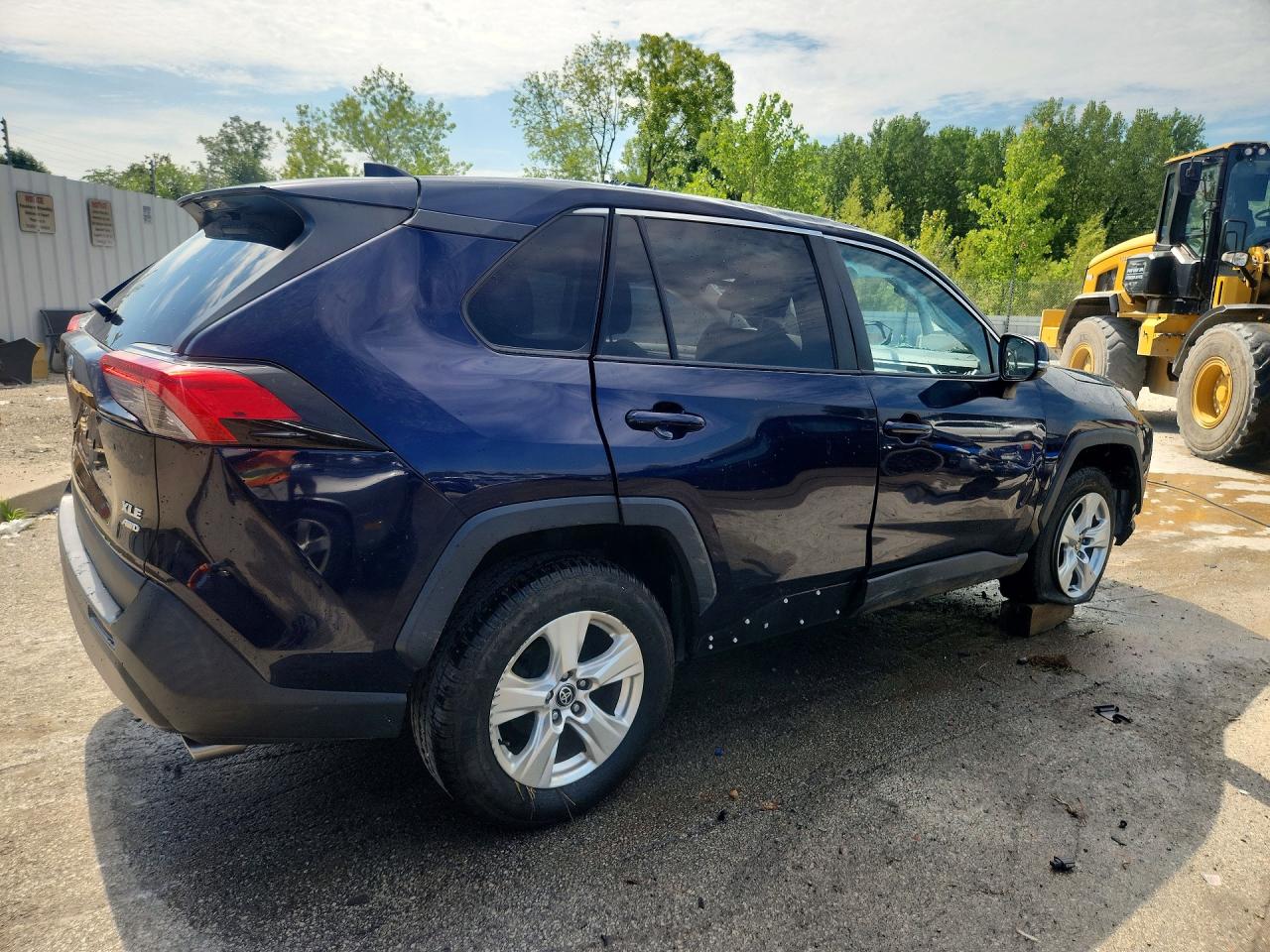 2021 Toyota Rav4 Xle Синий vin: 2T3P1RFV3MW207261