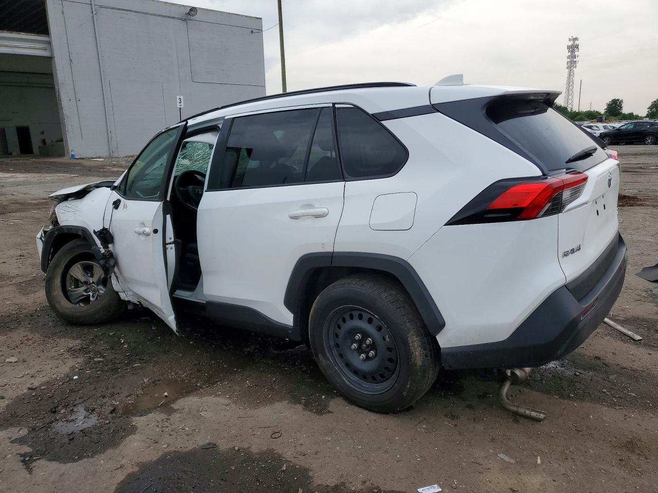 2025 Toyota Rav4 Xle White vin: 2T3P1RFV3SW499720