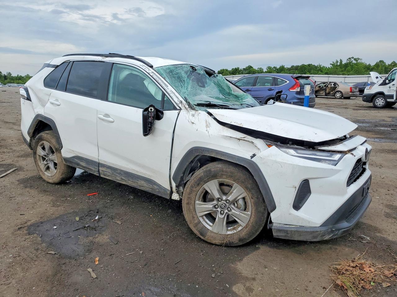 2025 Toyota Rav4 Xle White vin: 2T3P1RFV3SW499720