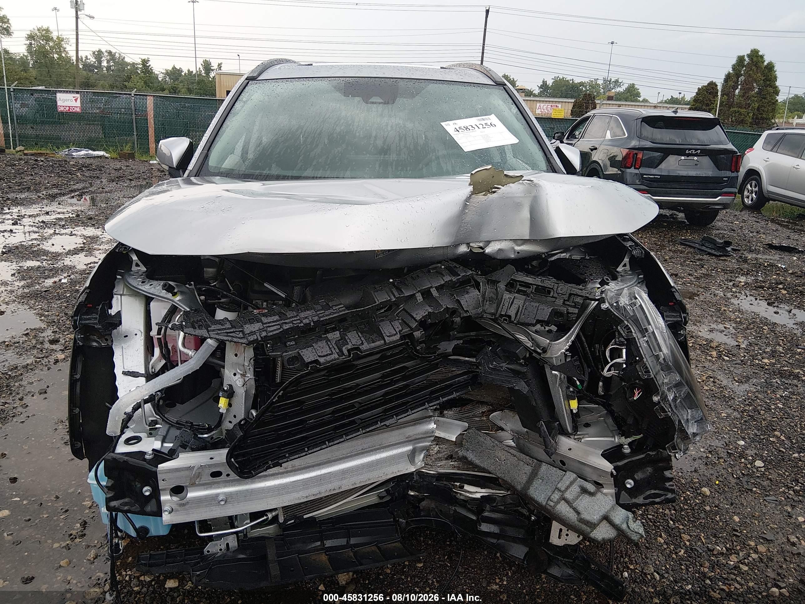 2025 Toyota Rav4 Xle Silver vin: 2T3P1RFV3SW624182