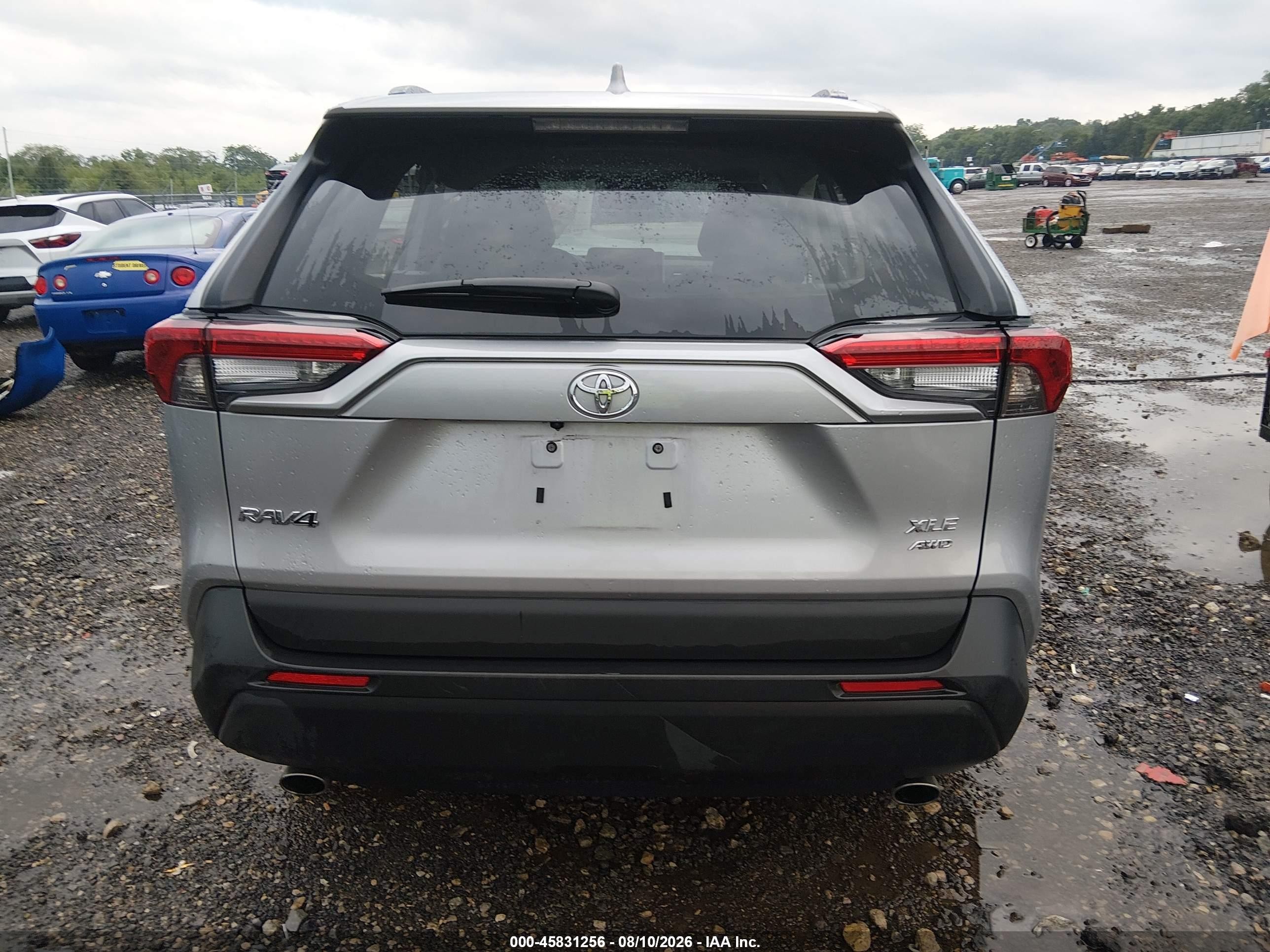 2025 Toyota Rav4 Xle Silver vin: 2T3P1RFV3SW624182