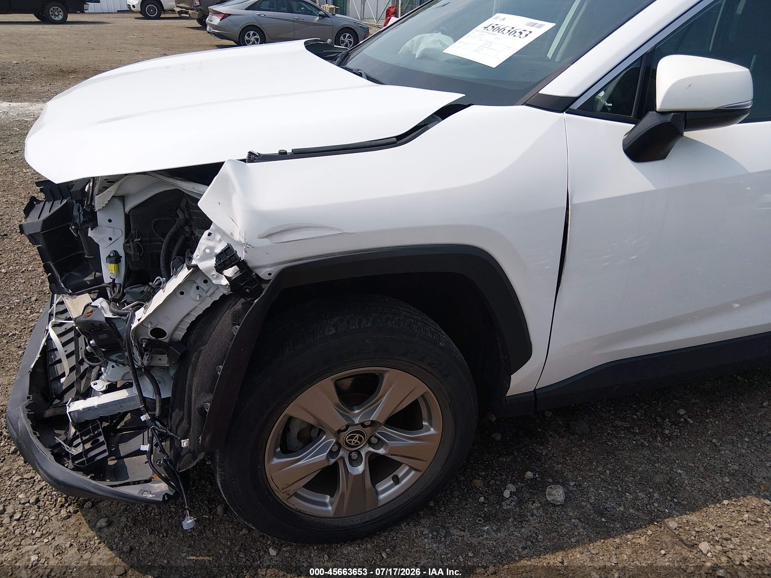 2023 Toyota Rav4 Xle White vin: 2T3P1RFV4PC332596