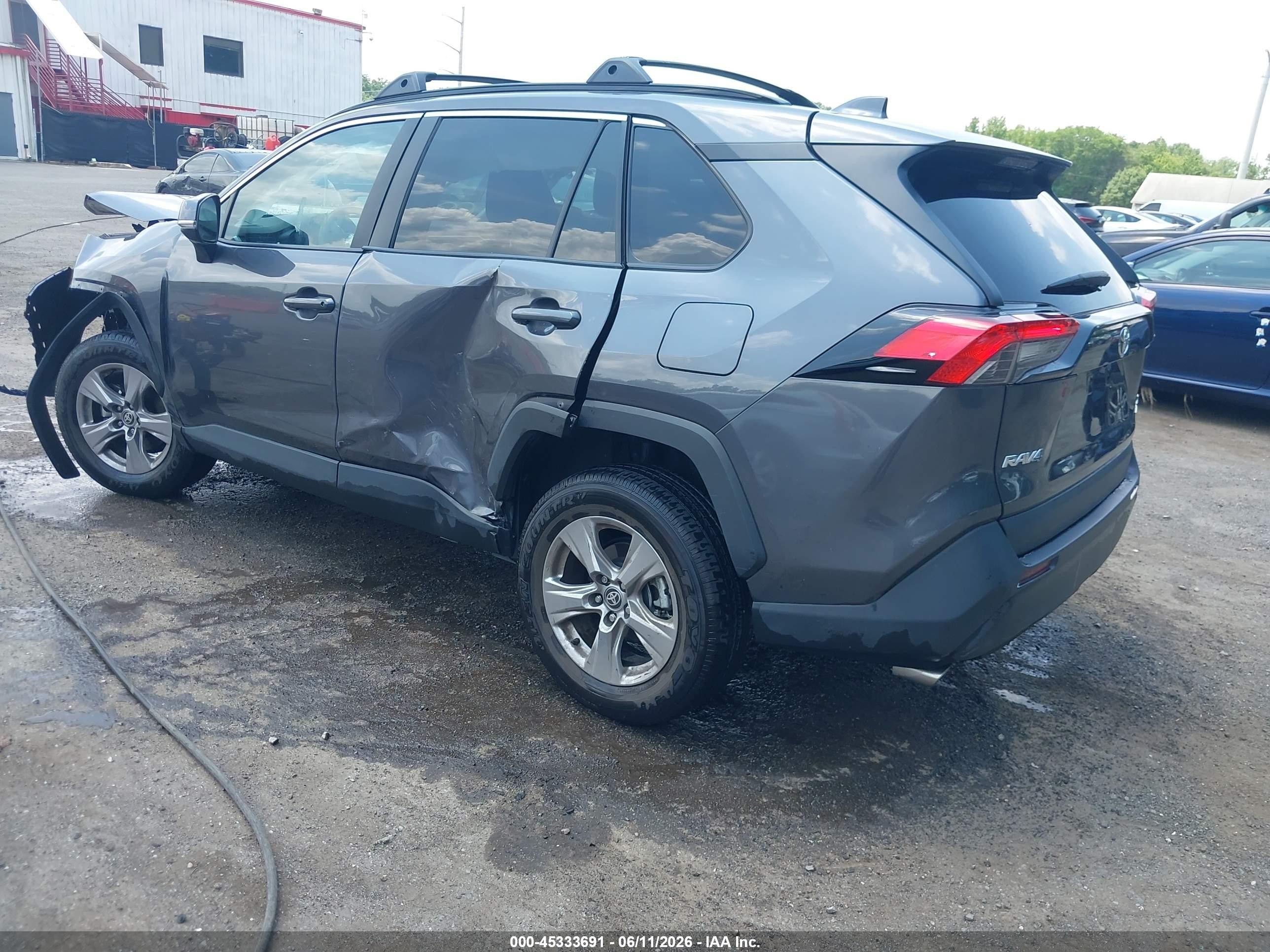 2025 Toyota Rav4 Xle Gray vin: 2T3P1RFV4SC550031