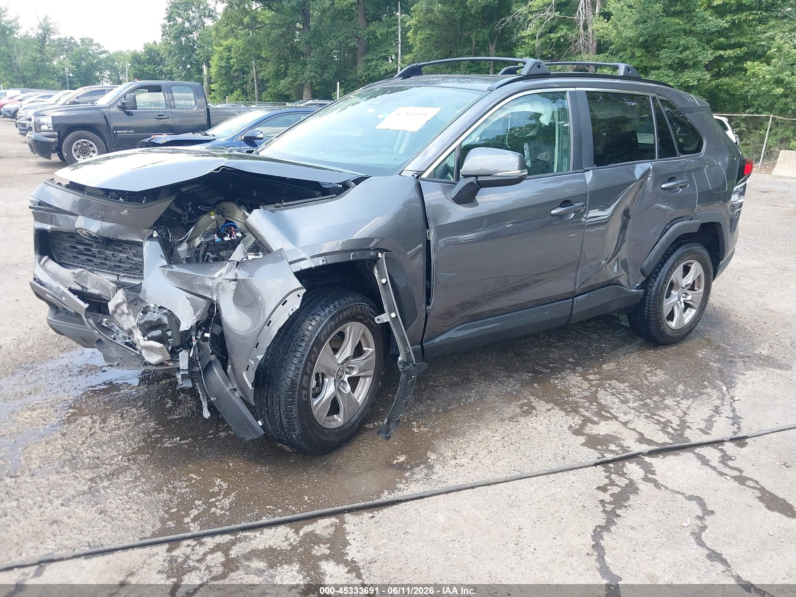 2025 Toyota Rav4 Xle Gray vin: 2T3P1RFV4SC550031