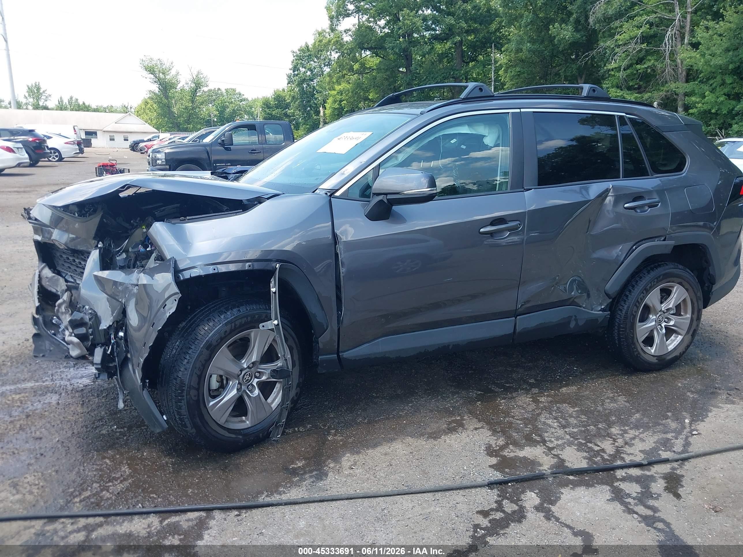 2025 Toyota Rav4 Xle Gray vin: 2T3P1RFV4SC550031