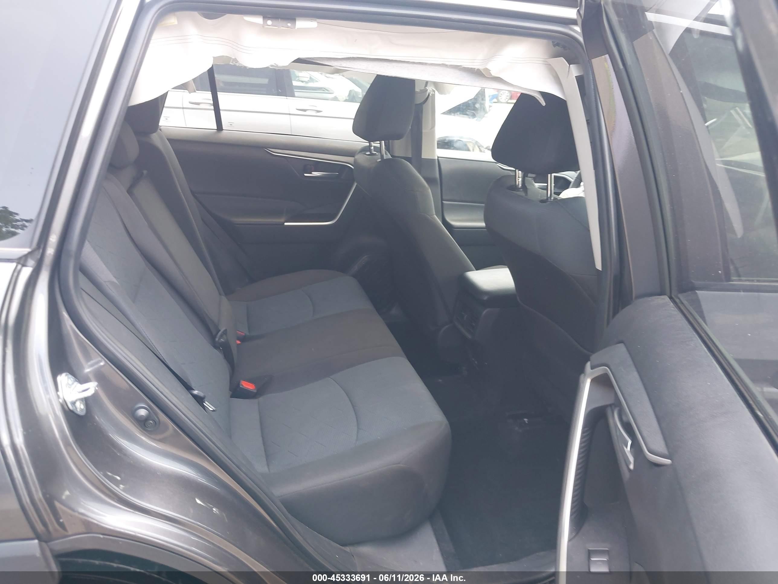 2025 Toyota Rav4 Xle Gray vin: 2T3P1RFV4SC550031