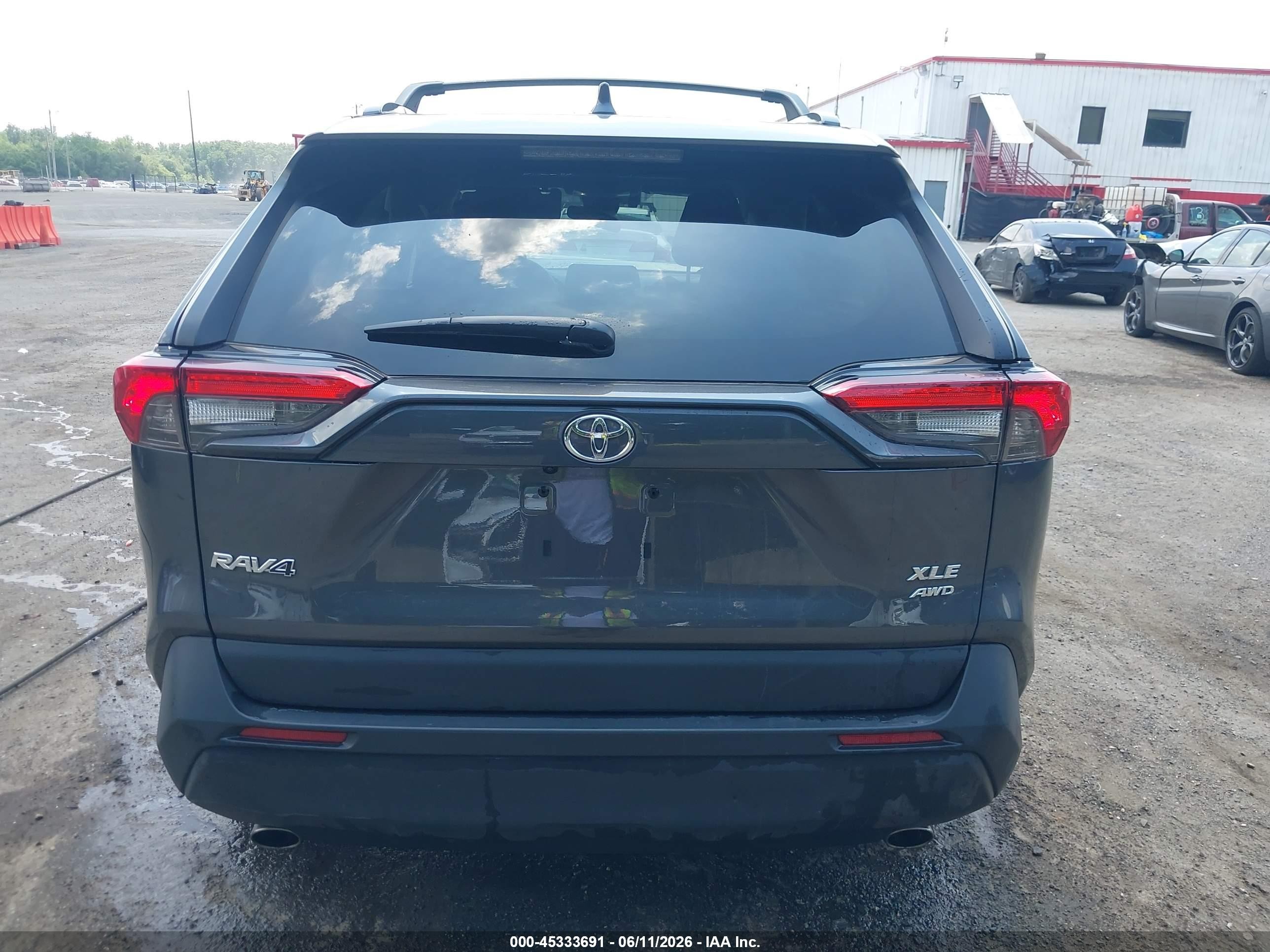2025 Toyota Rav4 Xle Gray vin: 2T3P1RFV4SC550031